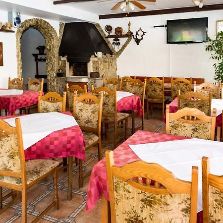 Bed And Breakfast Taverna Miskovic Pag Town Exteriér fotografie